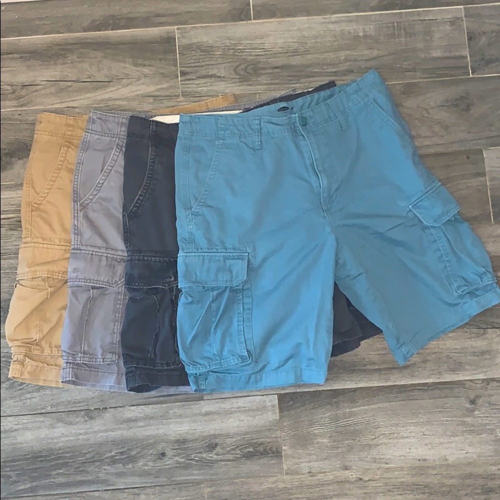 4 PAIRS of Old Navy Cargo Shorts